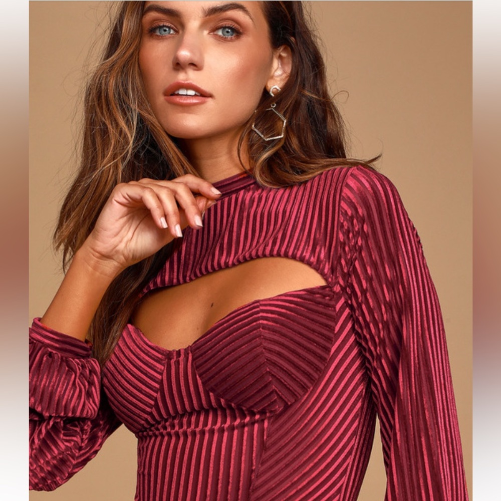 Lulus velvet cutout bodysuit